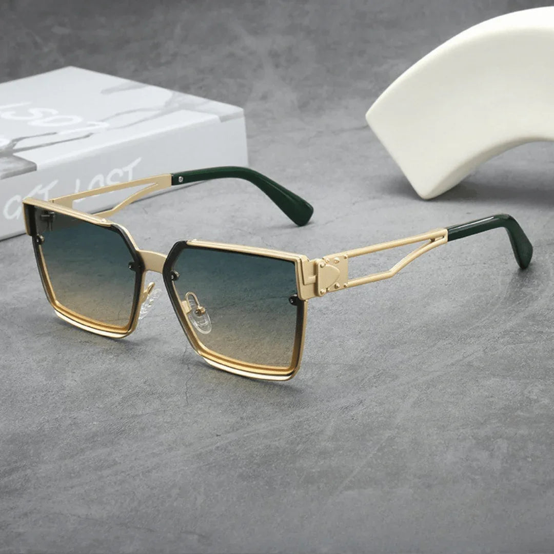 Alex Carver Stråler