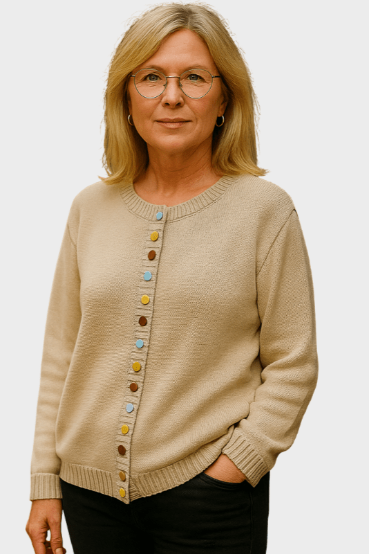 Cardigan med dekorative knapper