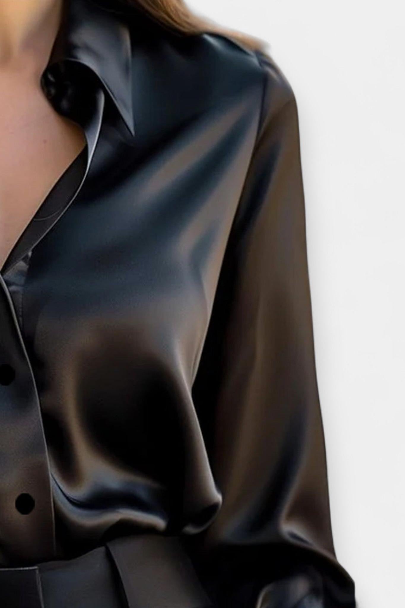 Satin skjorte