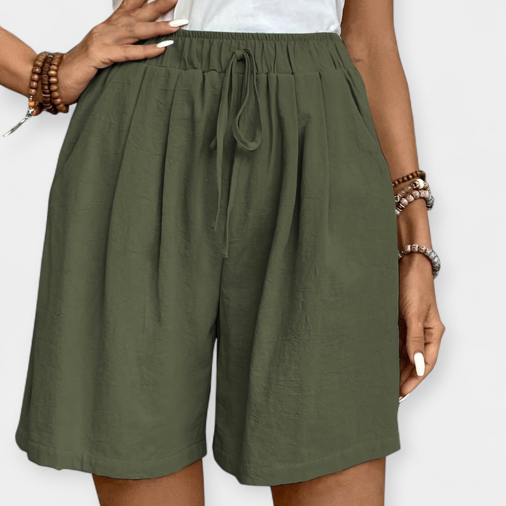 Luftige shorts med glans