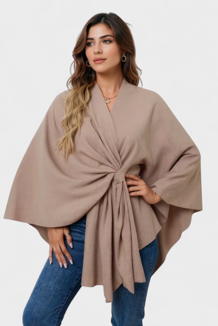Elegant Draperet Poncho