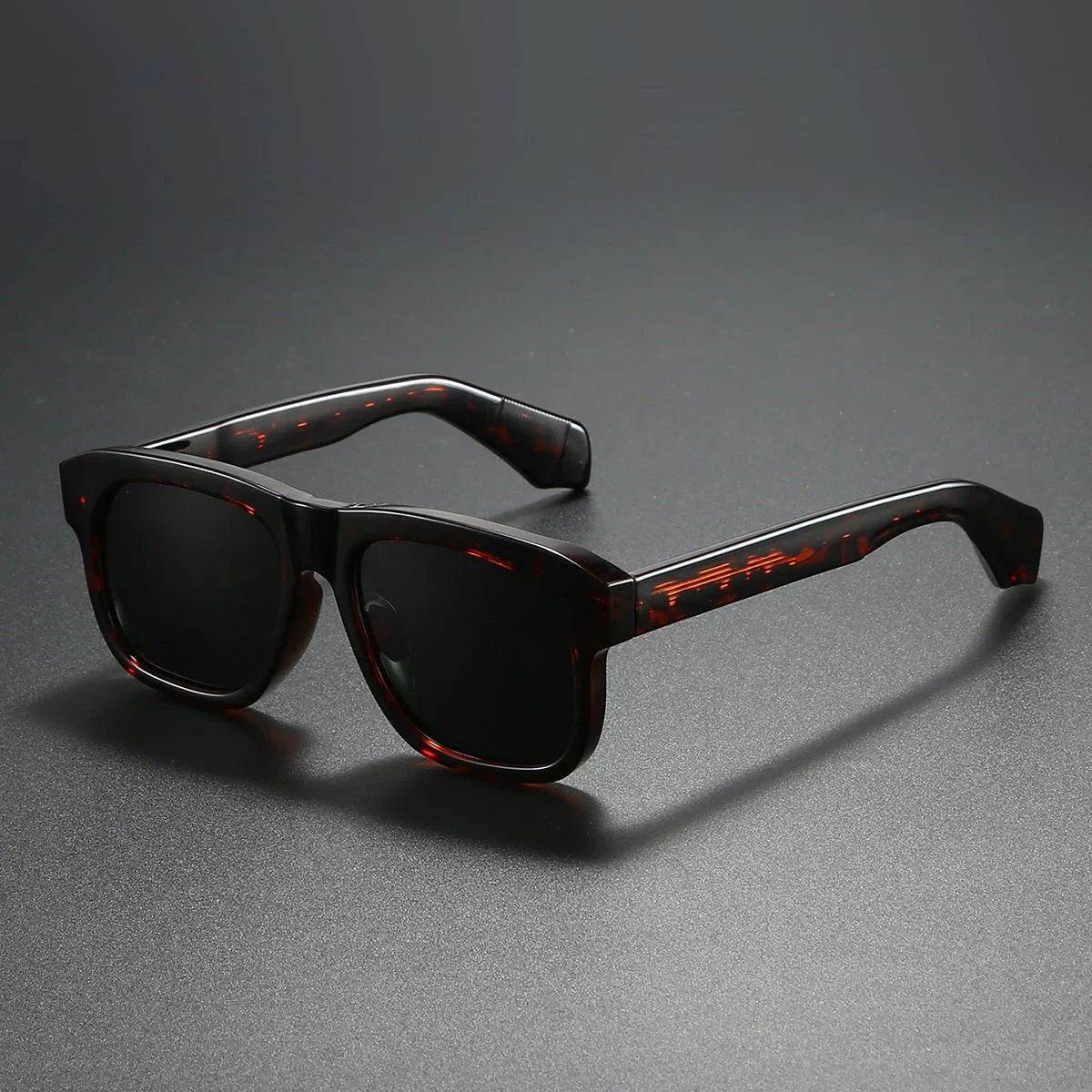Delta Verge Shades