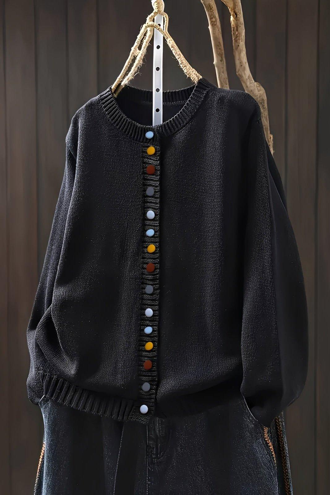 Cardigan med dekorative knapper