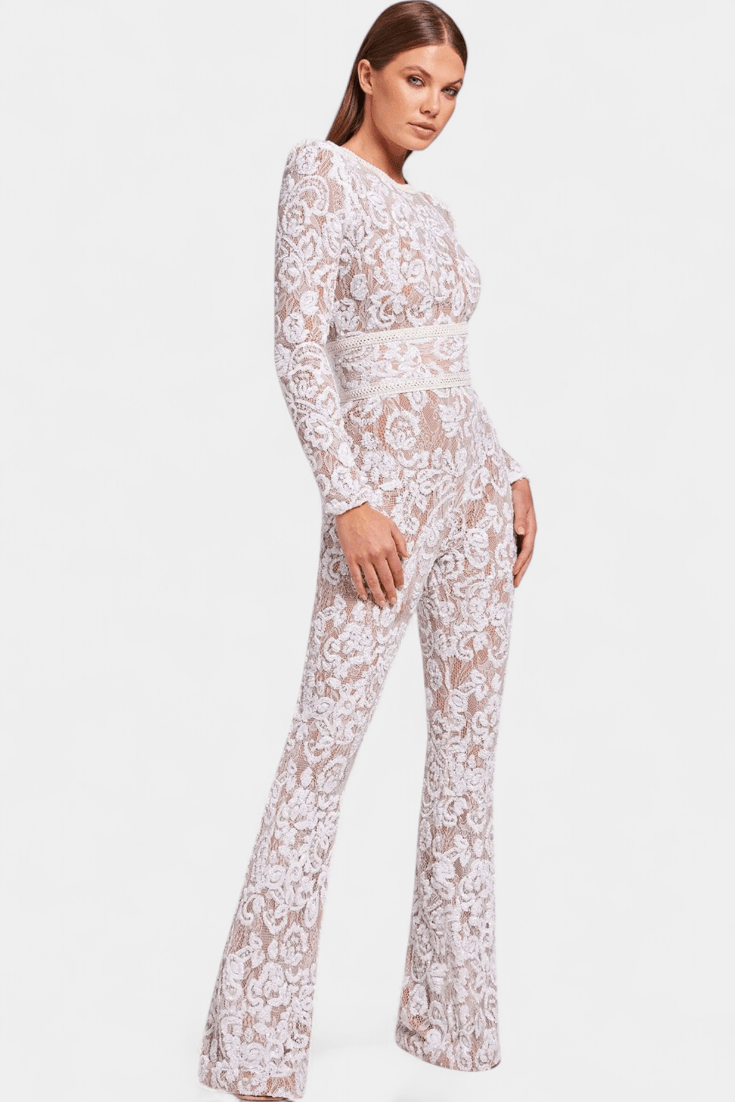 Jumpsuit med blondedetaljer