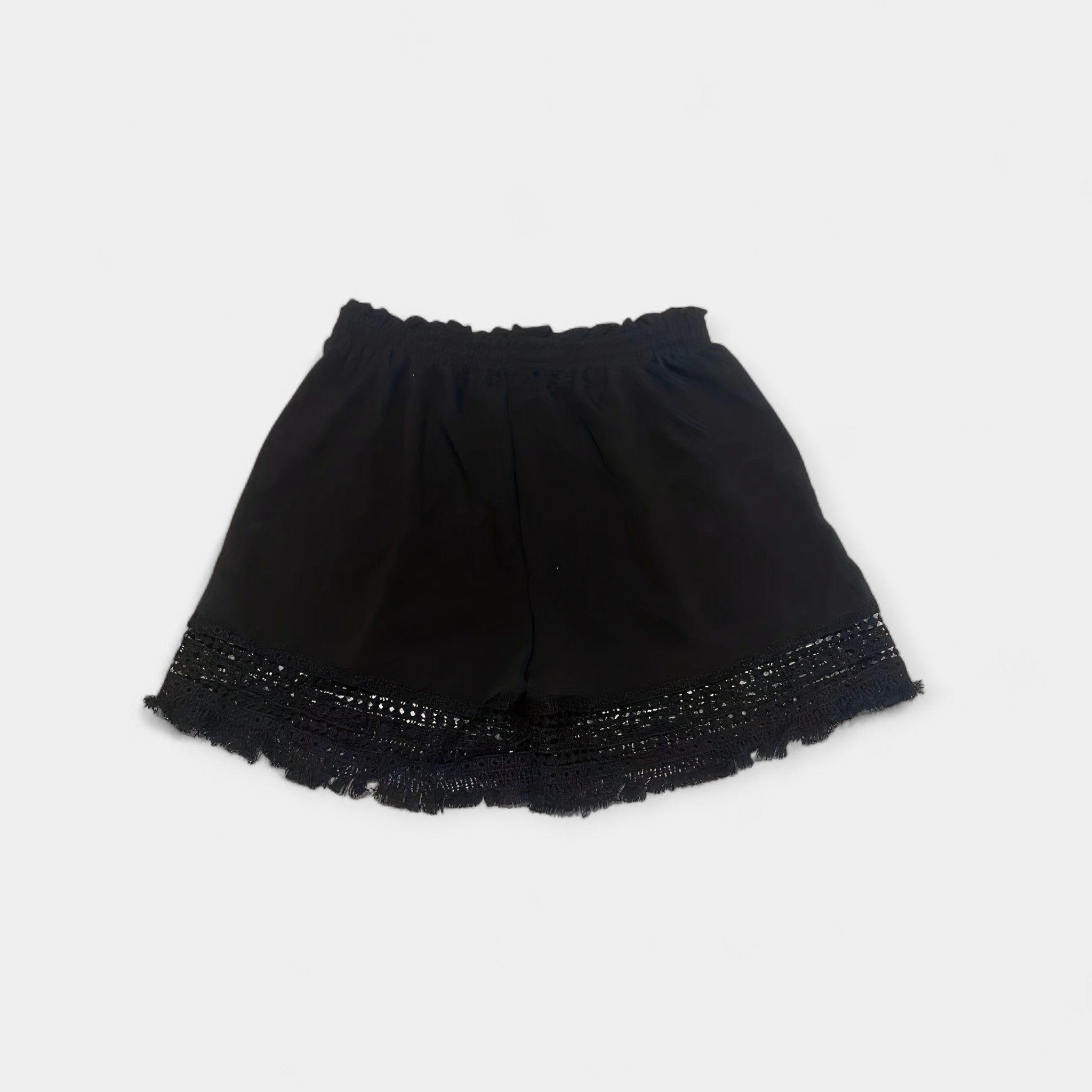 Shorts med blonder