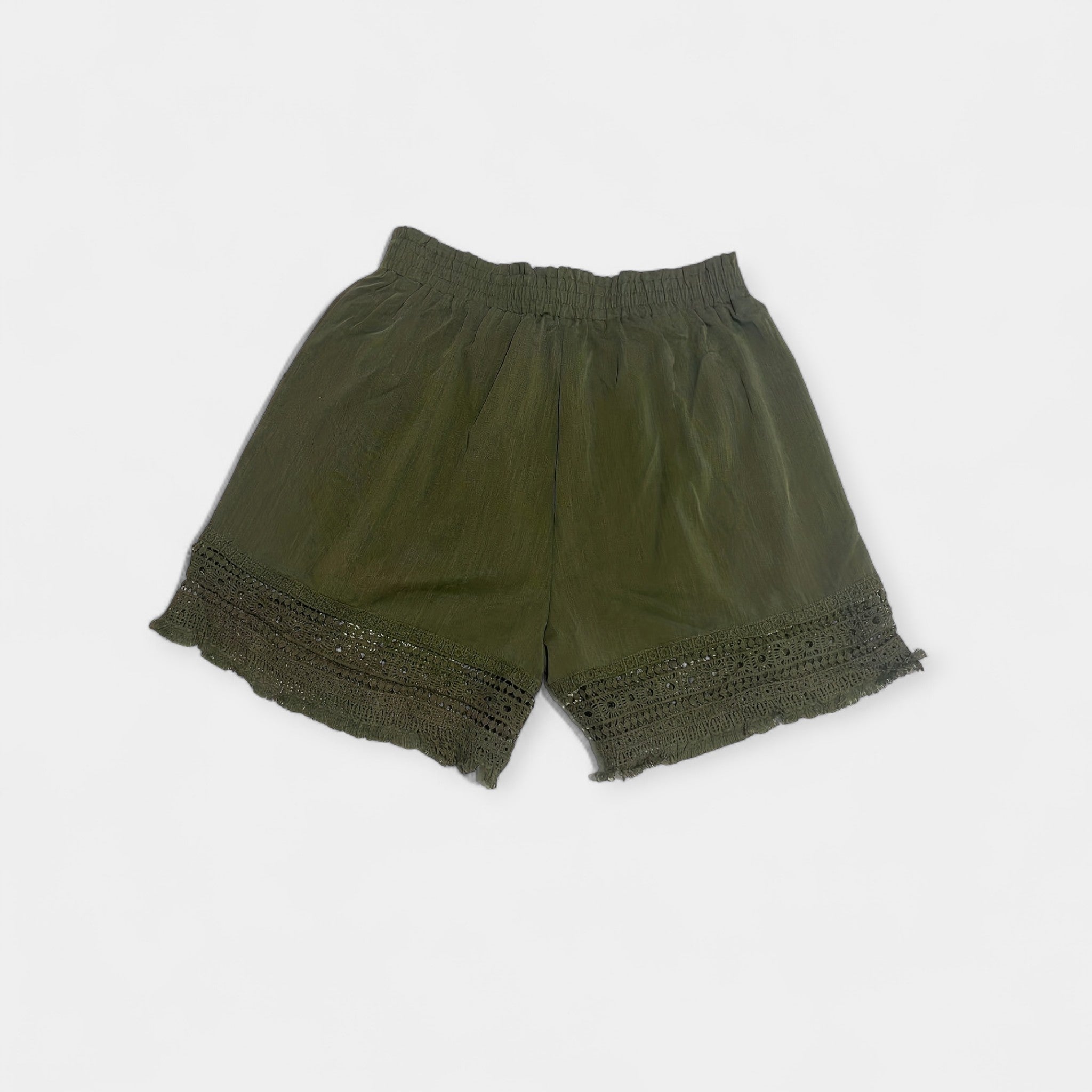 Shorts med blonder