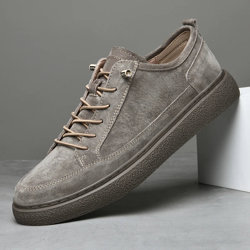 Suedesneakers