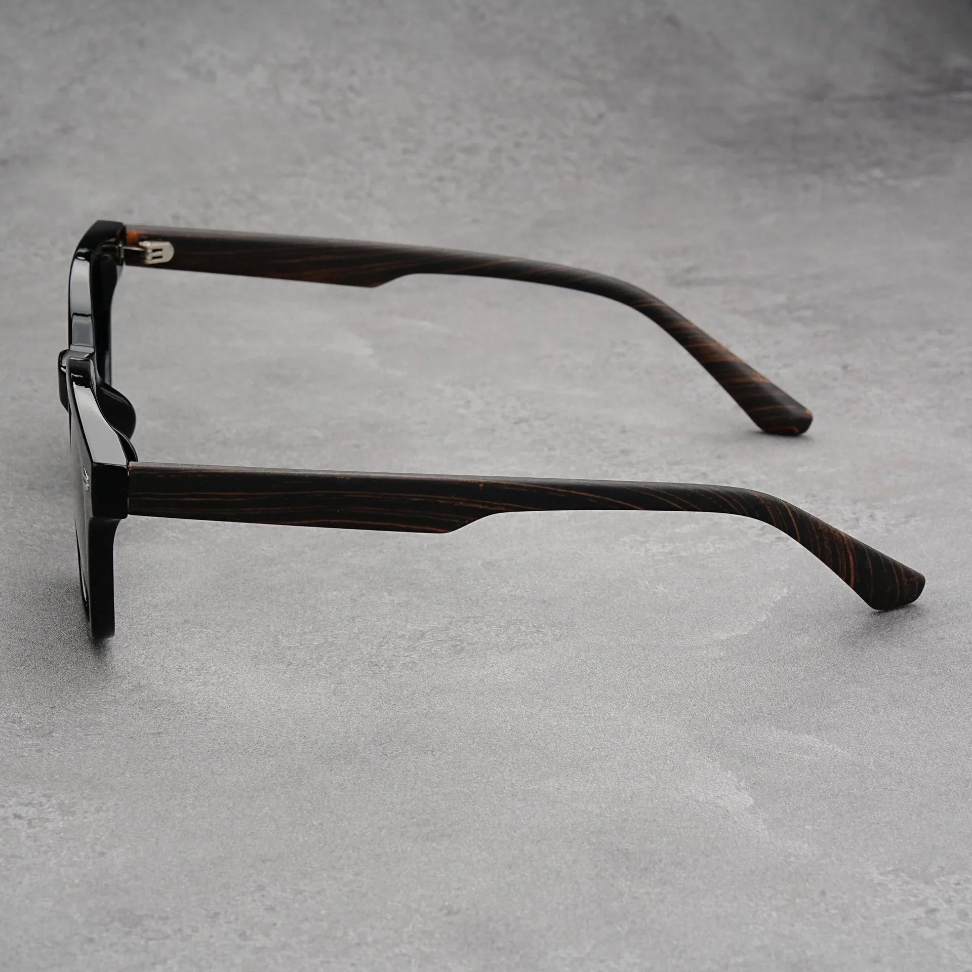 Jaxon Wood Shades